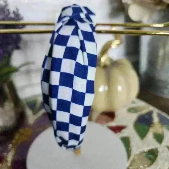 🤍Blue and white checkered headband 💙 - Picture 2 of 3